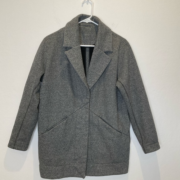 Lululemon Cozy Car Two Buttoned Coat Collared Side Pockets Heather Grey - Picture 4 of 16
